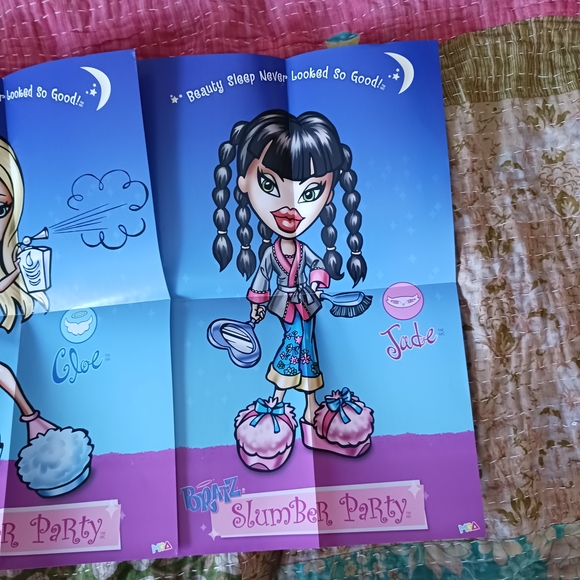 Bratz Slumber Party Poster Lot of 2 Cloe and Jade - Picture 3 of 3
